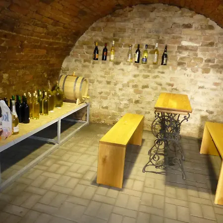 Pod Kralicim Vrchem * Milovice (South Moravian)