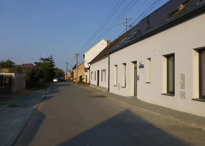 Pod Kralicim Vrchem Appartement Milovice (South Moravian)